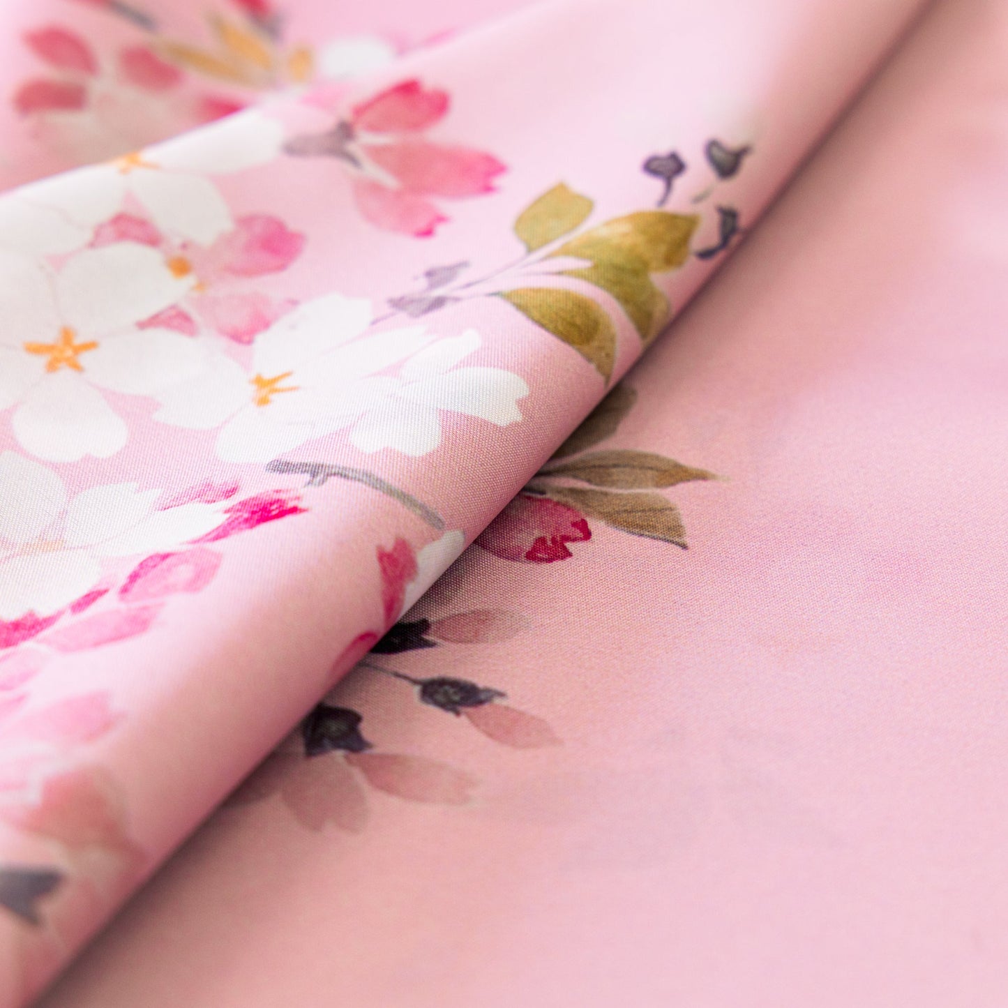 70cm Uno Chiyo Furoshiki | Hanasaki Zakura