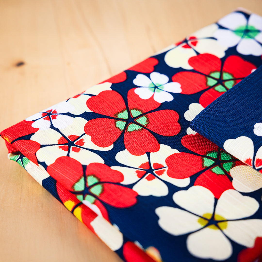 Isetatsu Furoshiki | Hana (navy)