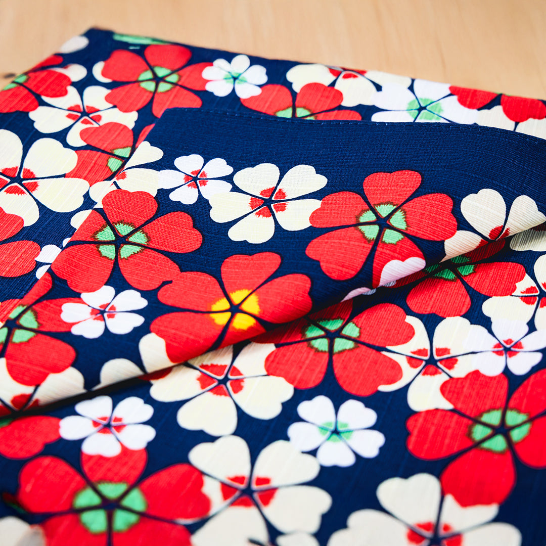Isetatsu Furoshiki | Hana (navy)