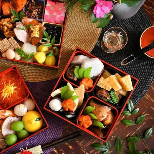 3-tier Ojyu Picnic Bento | Black 15cm