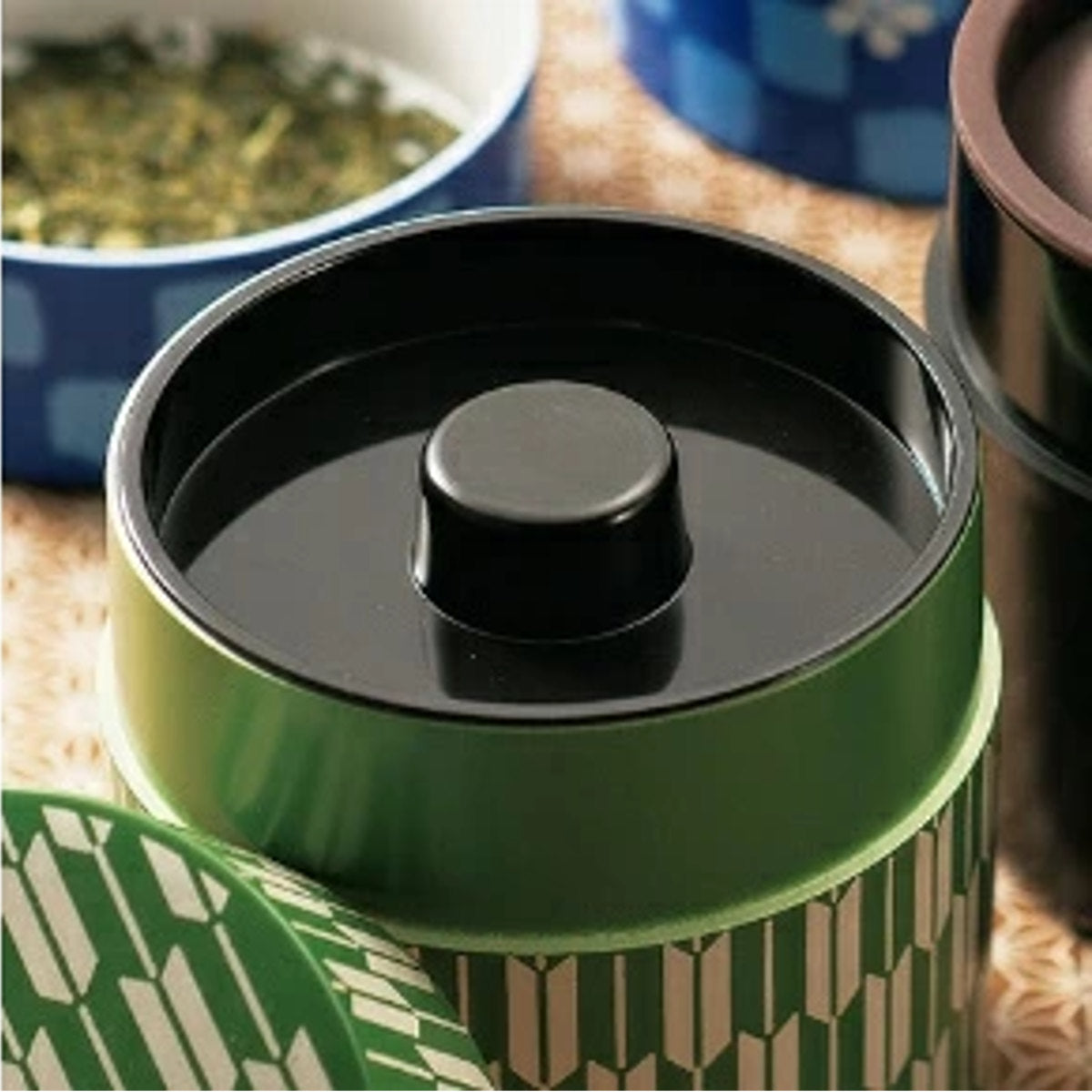 Tea Canister | Yagasuri Ume (350 ml)