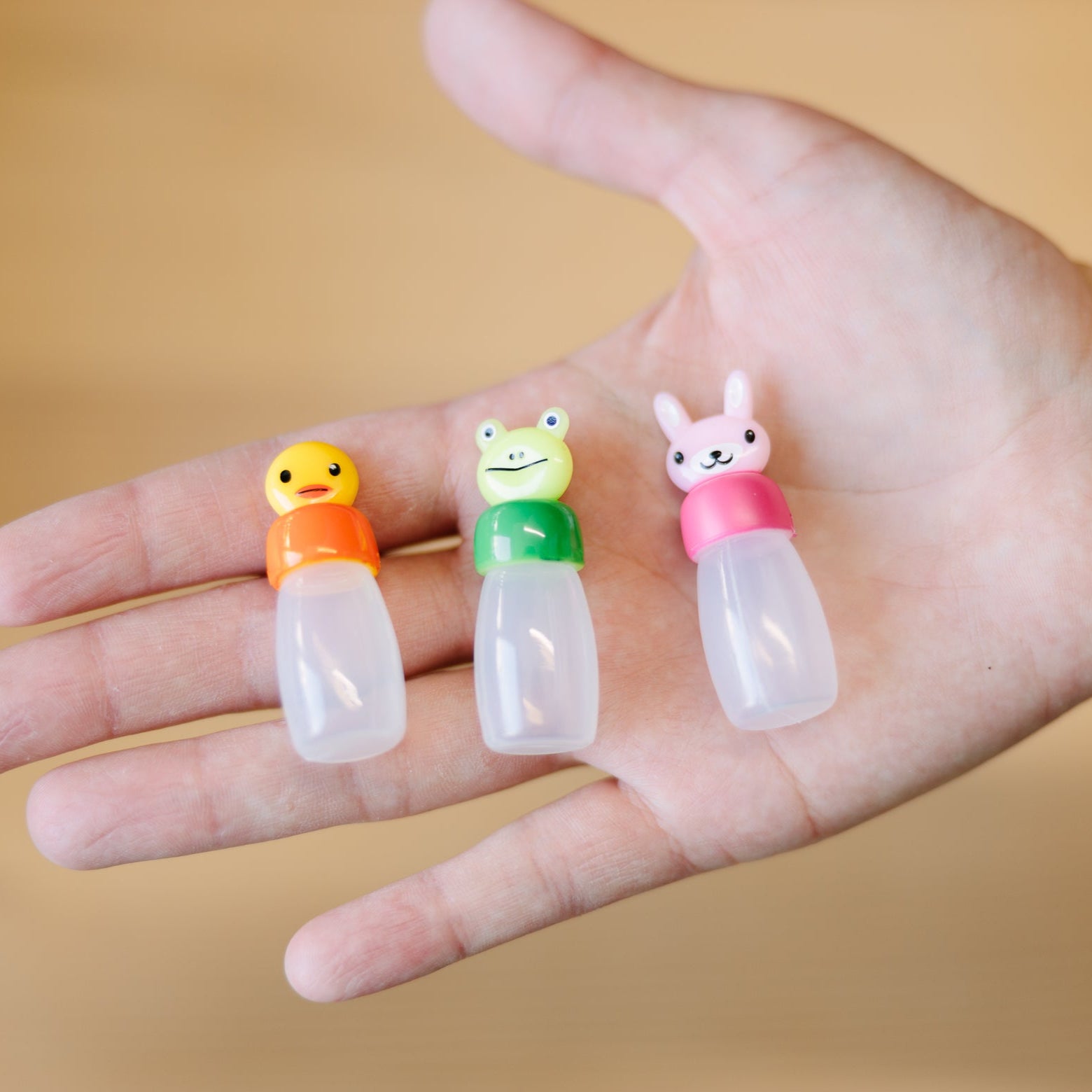 mini salad dressing bottles Salad Dressing Container To Go 4-Pack Mini Squeeze Bottles For Sauces & Condiments