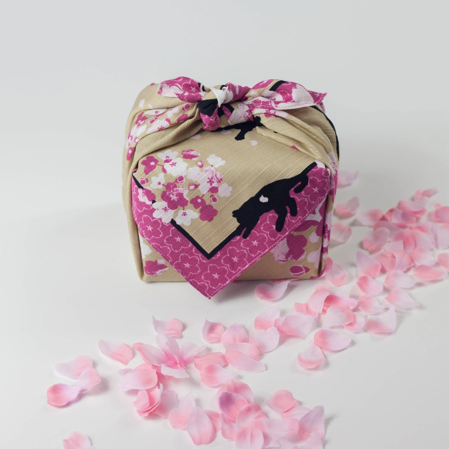 50cm Furoshiki | Sakura Yuho Neko