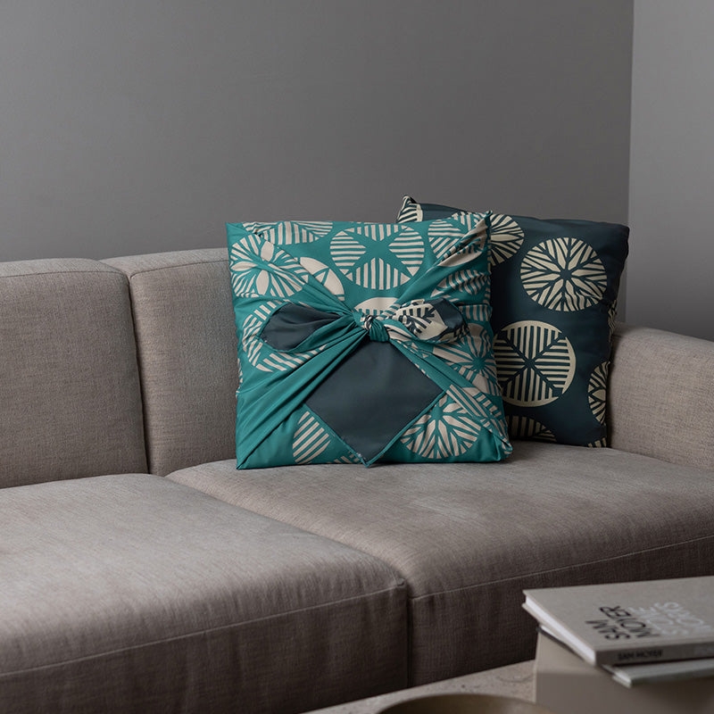 100cm Isa Monyo Aquadrop Reversible Furoshiki | Matsu (turquoise/navy)