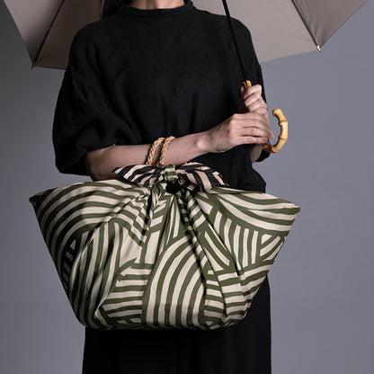 100cm Isa Monyo Aquadrop Reversible Furoshiki | Yui (black/green)