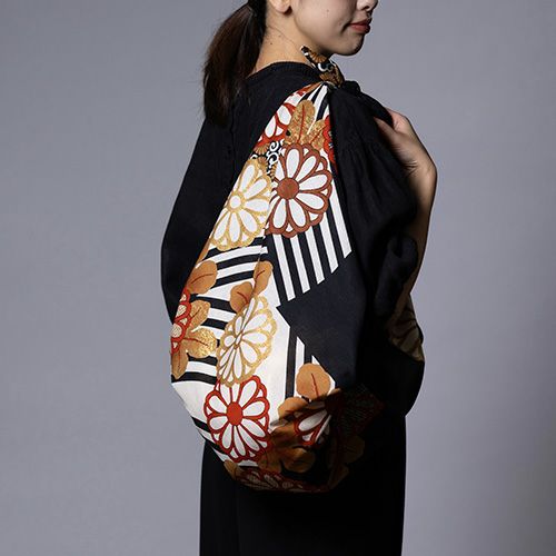 Setsugekka Kiku Furoshiki 120cm used as a shoulder bag