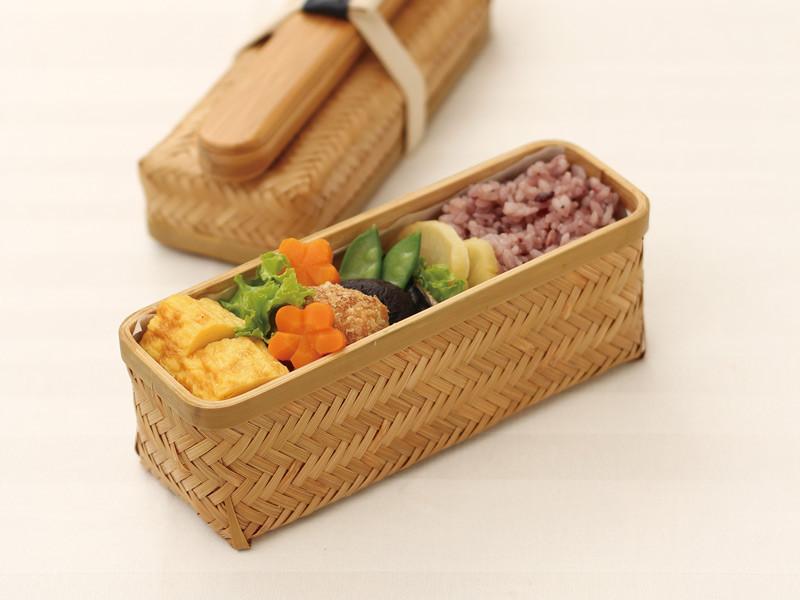 https://www.bentoandcopro.com/cdn/shop/products/Weaved-Bamboo-Bento-Long-9.jpg?v=1599024488&width=1445